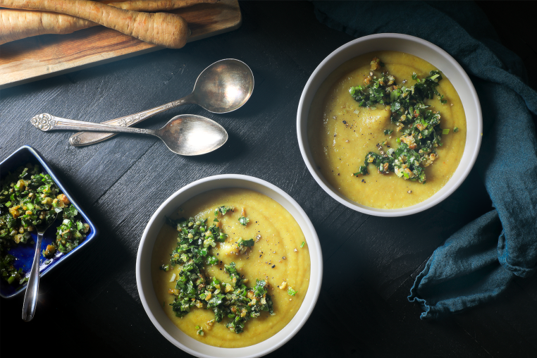 CREAMY CURRIED PARSNIP SOUP
